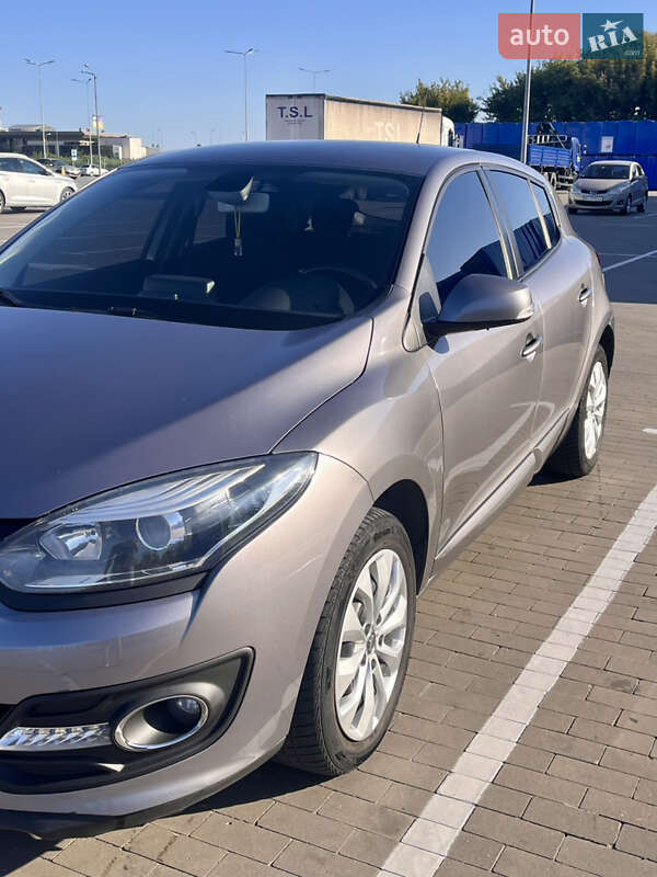Хэтчбек Renault Megane 2013 в Киеве