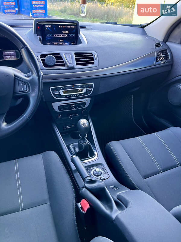 Хэтчбек Renault Megane 2013 в Киеве