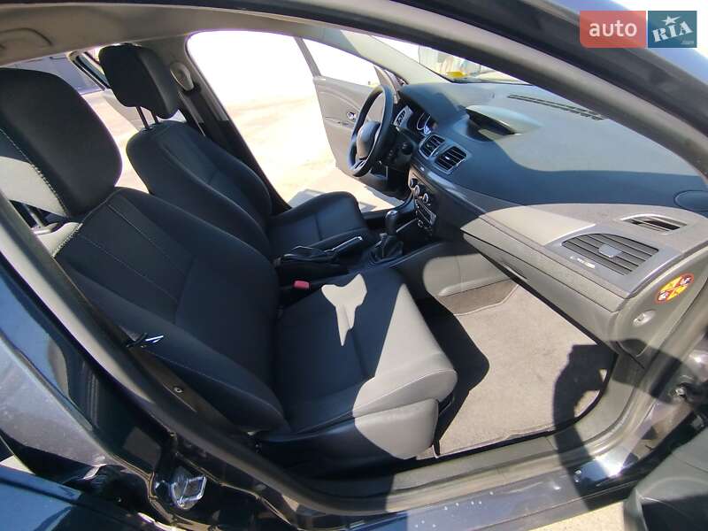 Хэтчбек Renault Megane 2012 в Березане фото 4 Хэтчбек Renault Megane 2012 в Березане