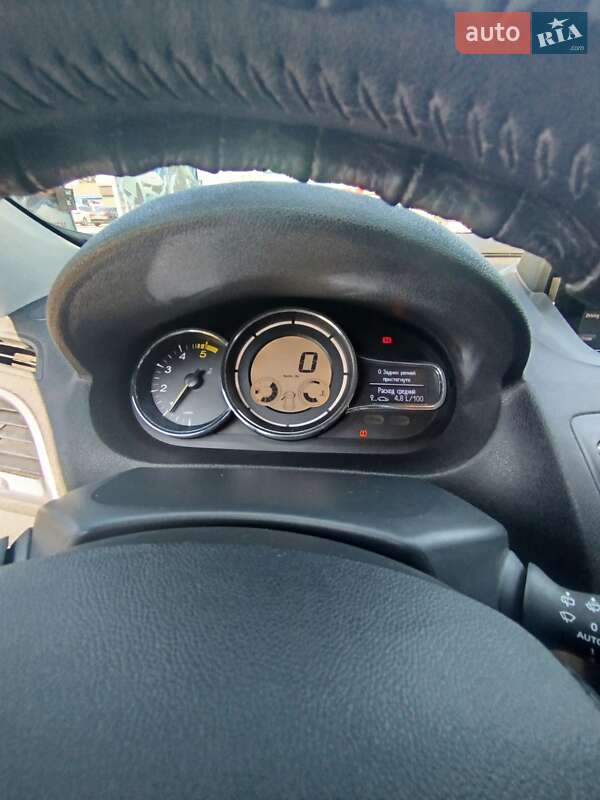 Універсал Renault Megane 2015 в Шепетівці фото 42 Універсал Renault Megane 2015 в Шепетівці