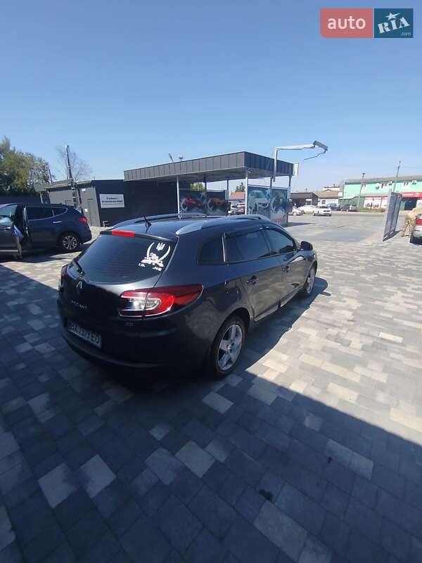Універсал Renault Megane 2015 в Шепетівці фото 45 Універсал Renault Megane 2015 в Шепетівці