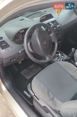 Седан Renault Megane 2006 в 