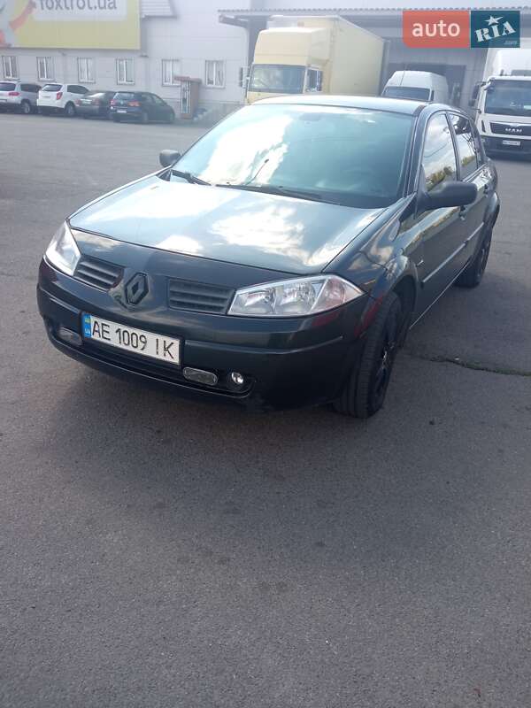 Седан Renault Megane 2004 в 