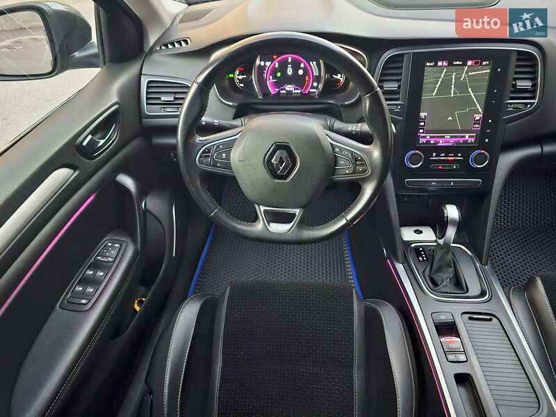Универсал Renault Megane 2018 в Киеве фото 29 Универсал Renault Megane 2018 в Киеве