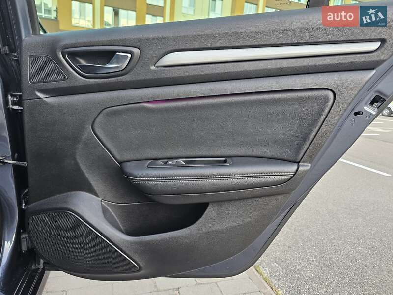 Универсал Renault Megane 2018 в Киеве фото 48 Универсал Renault Megane 2018 в Киеве