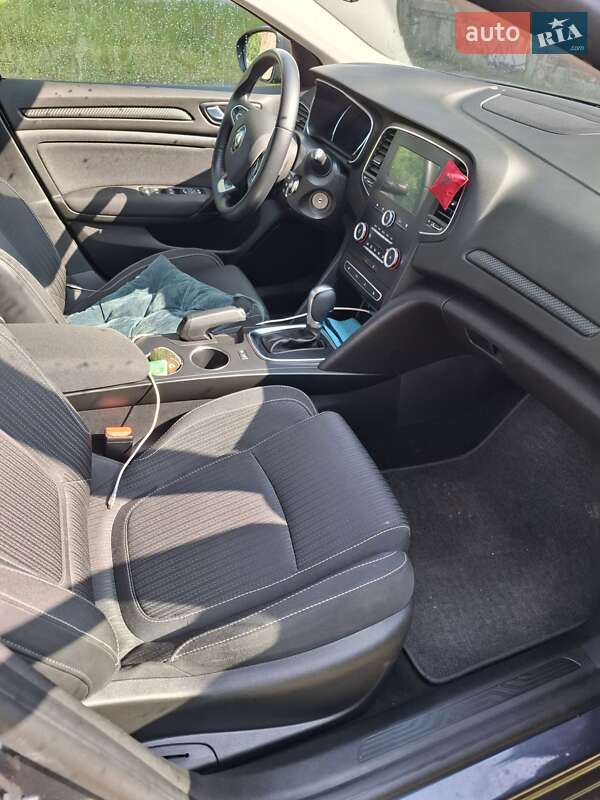 Универсал Renault Megane 2018 в Житомире фото 9 Универсал Renault Megane 2018 в Житомире