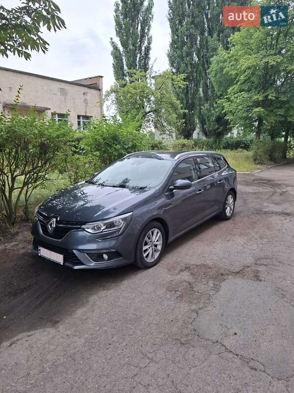 Универсал Renault Megane 2018 в Житомире фото 14 Универсал Renault Megane 2018 в Житомире