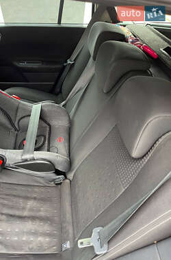 Универсал Renault Megane 2006 в  фото 24 Универсал Renault Megane 2006 в