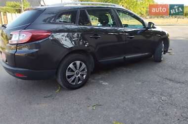Универсал Renault Megane 2010 в 