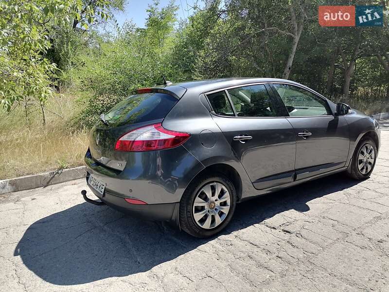 Хэтчбек Renault Megane 2011 в Запорожье