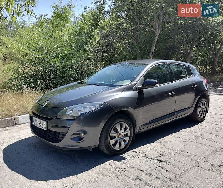 Хэтчбек Renault Megane 2011 в Запорожье