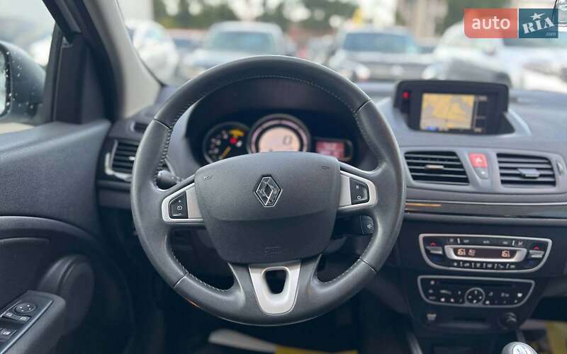 Хэтчбек Renault Megane 2011 в Ивано-Франковске