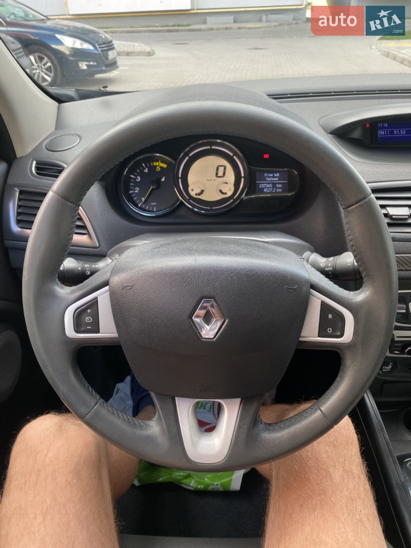 2012 Renault Megane - мініатюра 25