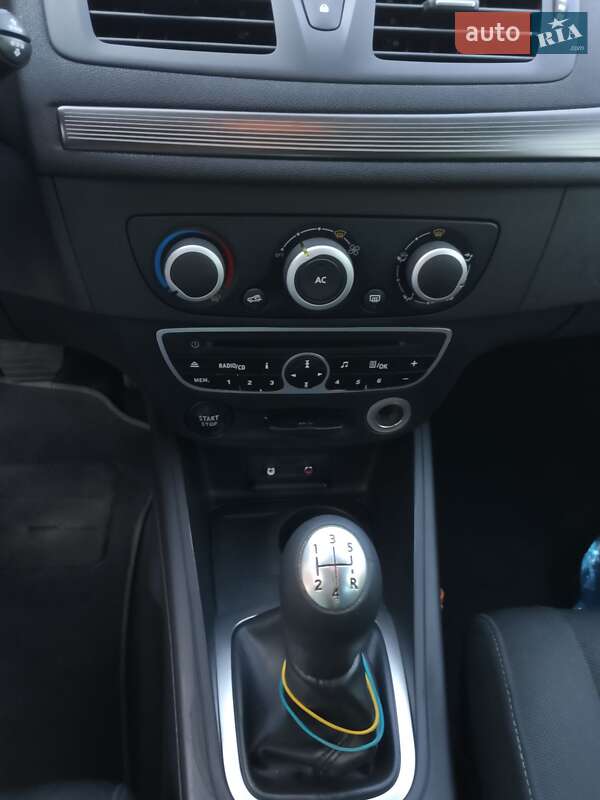 Универсал Renault Megane 2011 в Довбыше фото 5 Универсал Renault Megane 2011 в Довбыше