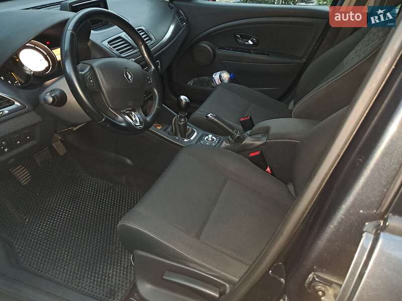 Універсал Renault Megane 2013 в Гостомелі