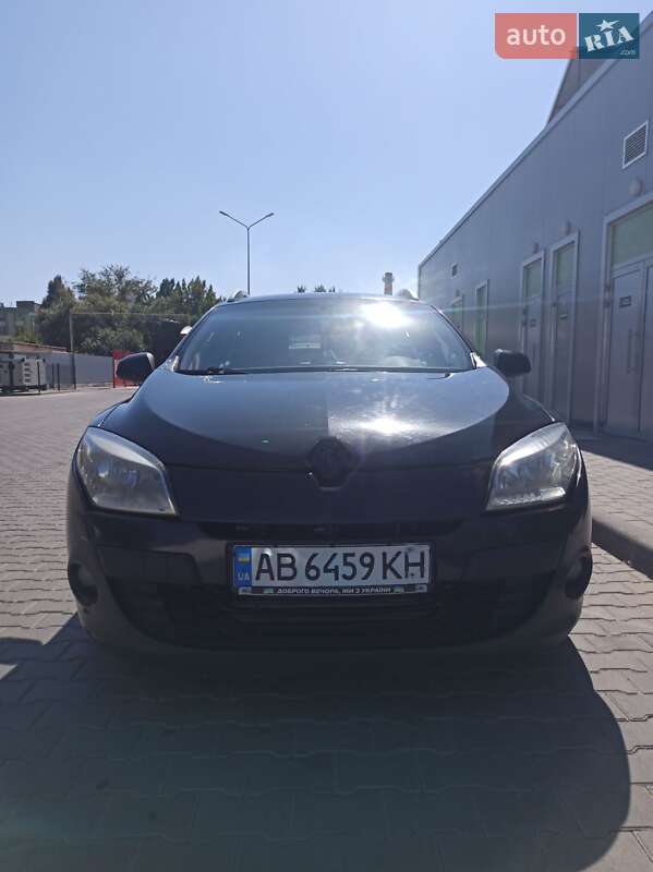 Универсал Renault Megane 2011 в 