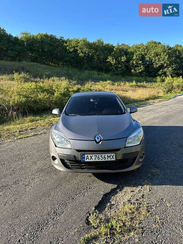 Хэтчбек Renault Megane 2012 в Харькове