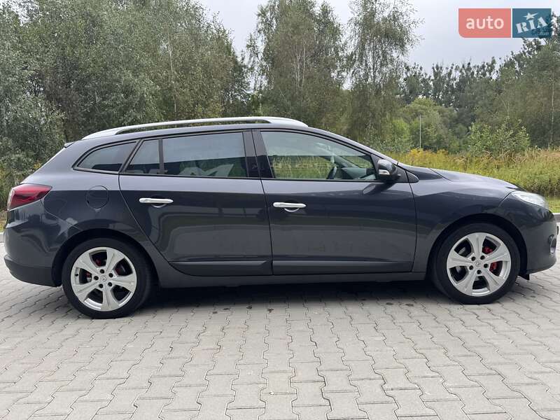Универсал Renault Megane 2011 в 