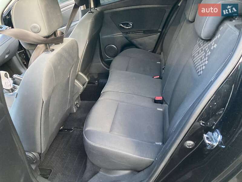 Хетчбек Renault Megane 2013 в Дніпрі фото 10 Хетчбек Renault Megane 2013 в Дніпрі