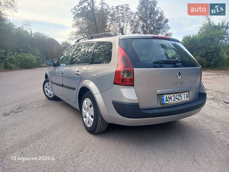 Универсал Renault Megane 2003 в Коростене