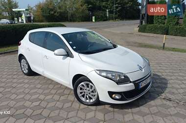 Хэтчбек Renault Megane 2012 в Снятине