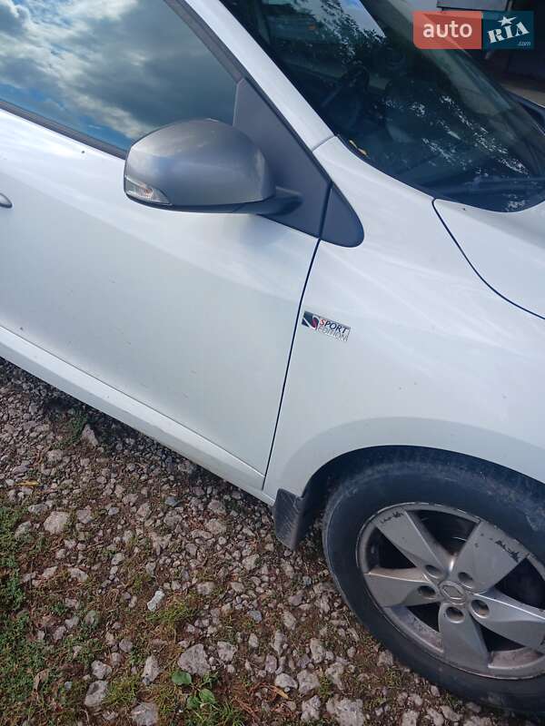 Хэтчбек Renault Megane 2011 в Львове фото 3 Хэтчбек Renault Megane 2011 в Львове