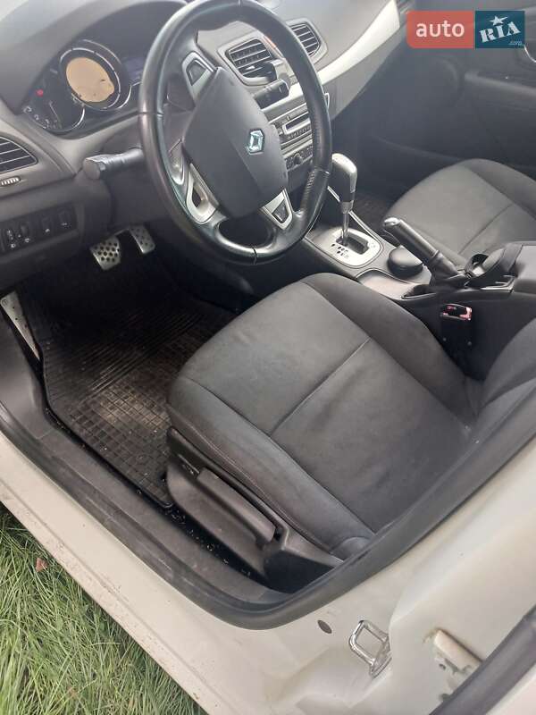 Хэтчбек Renault Megane 2011 в Львове фото 10 Хэтчбек Renault Megane 2011 в Львове