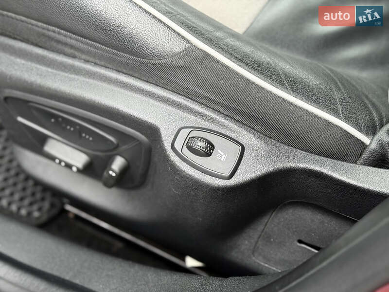 Универсал Renault Megane 2012 в Львове фото 18 Универсал Renault Megane 2012 в Львове