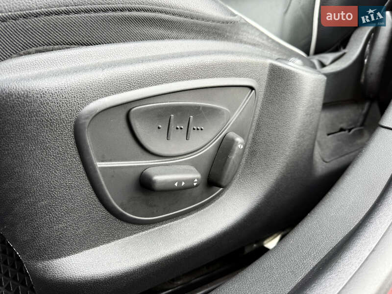 Универсал Renault Megane 2012 в Львове фото 17 Универсал Renault Megane 2012 в Львове