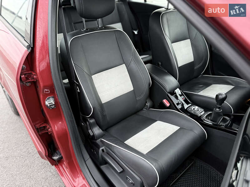 Универсал Renault Megane 2012 в Львове фото 19 Универсал Renault Megane 2012 в Львове