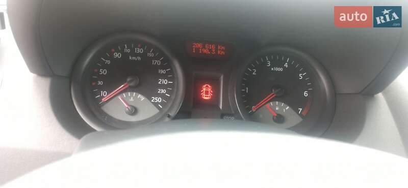 Седан Renault Megane 2005 в Сумах фото 2 Седан Renault Megane 2005 в Сумах
