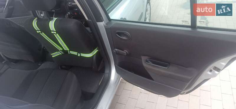 Седан Renault Megane 2005 в Сумах фото 9 Седан Renault Megane 2005 в Сумах