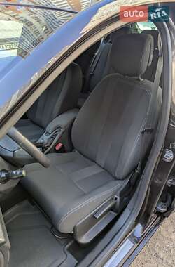 Хэтчбек Renault Megane 2009 в 