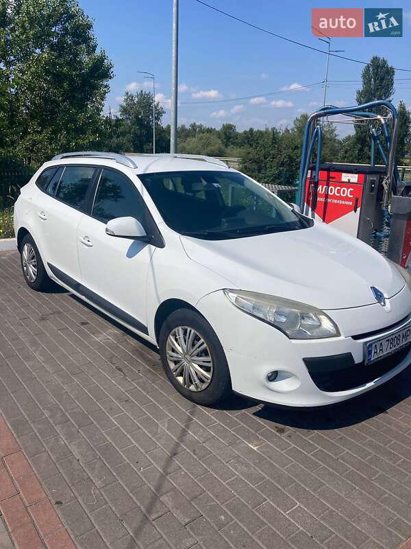 Универсал Renault Megane 2010 в Киеве