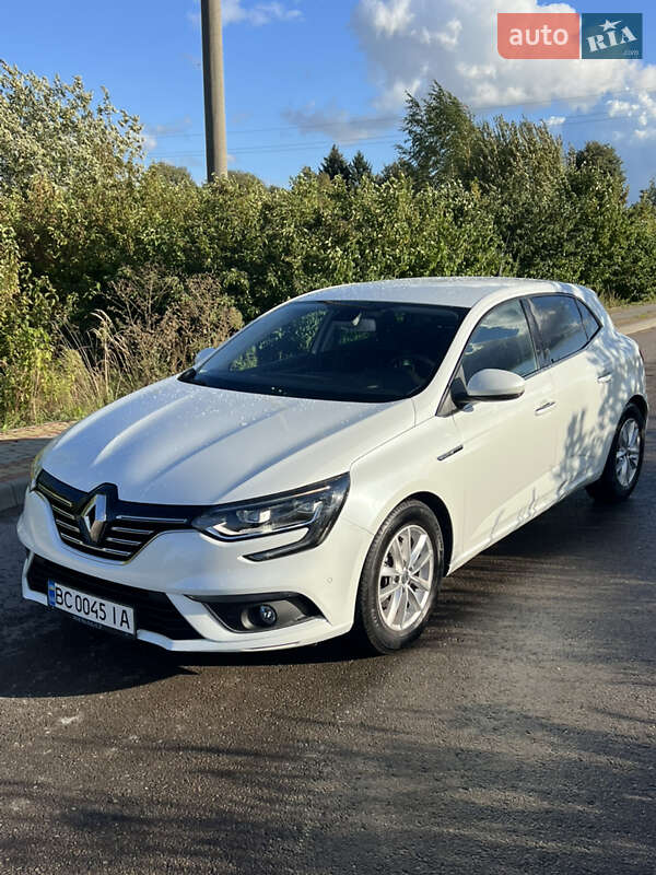 Хэтчбек Renault Megane 2017 в Львове