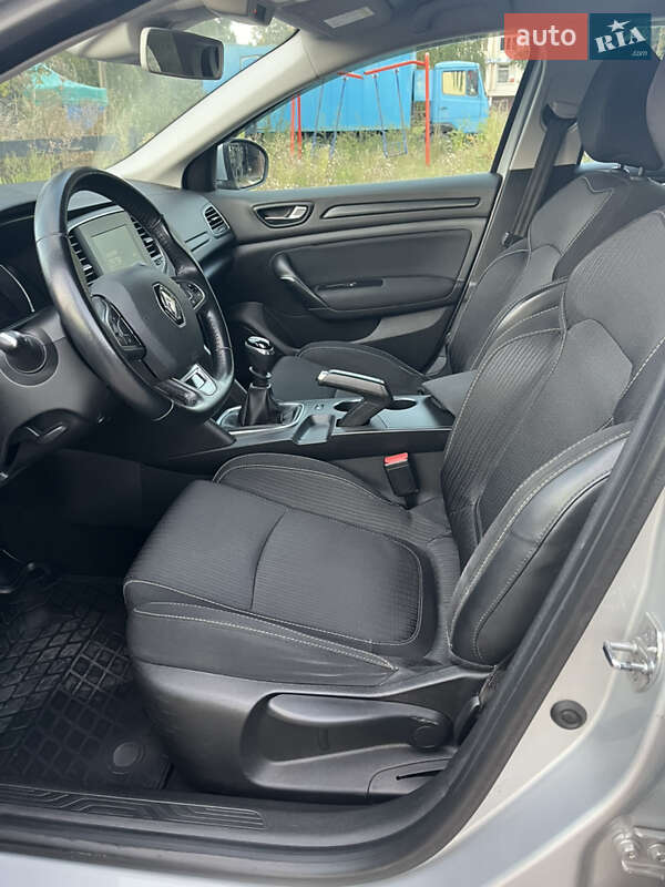 Универсал Renault Megane 2017 в Чернигове