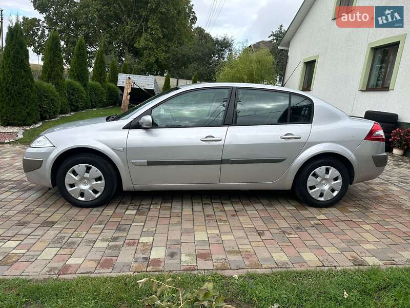 Седан Renault Megane 2007 в Бучаче