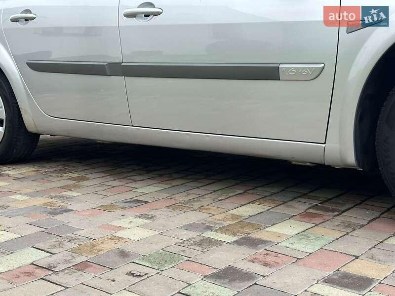 Седан Renault Megane 2007 в Бучаче