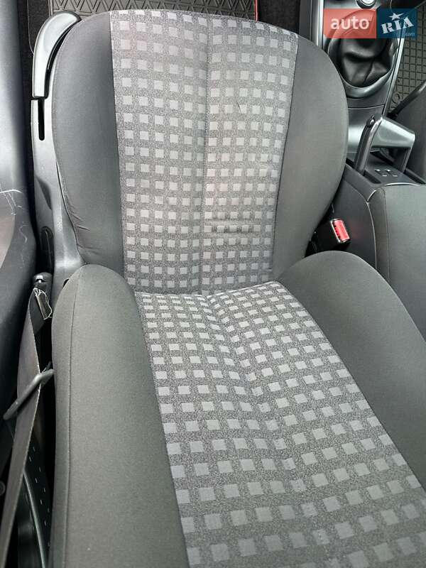 Седан Renault Megane 2007 в Бучаче