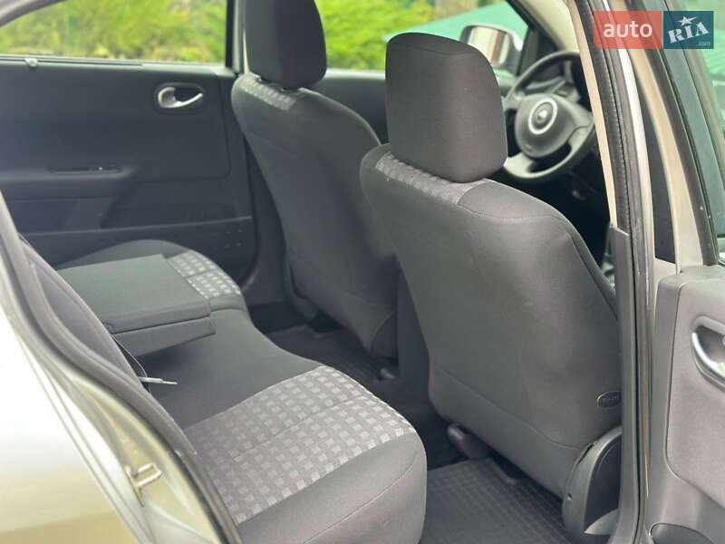 Седан Renault Megane 2007 в Бучаче