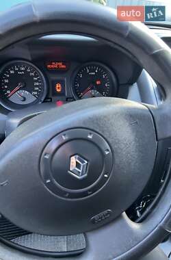 Седан Renault Megane 2003 в 