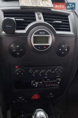 Універсал Renault Megane 2006 в  фото 7 Універсал Renault Megane 2006 в