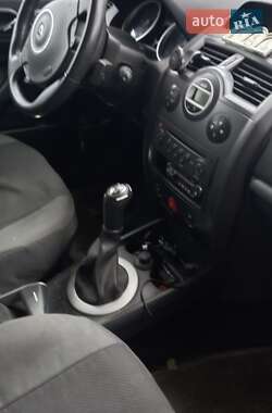 Універсал Renault Megane 2006 в  фото 15 Універсал Renault Megane 2006 в