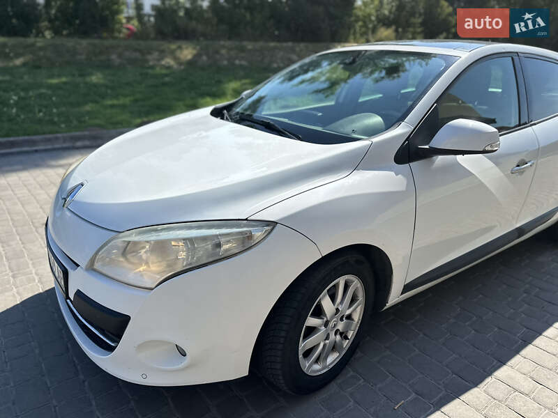 Хэтчбек Renault Megane 2010 в Ровно
