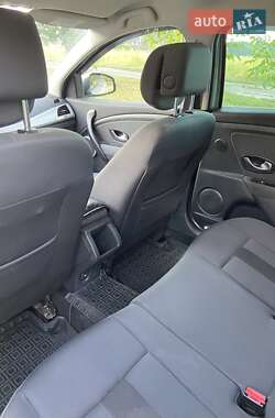 Универсал Renault Megane 2010 в 