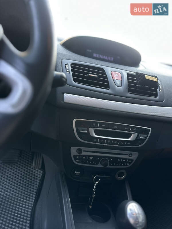Купе Renault Megane 2009 в Чернигове фото 10 Купе Renault Megane 2009 в Чернигове