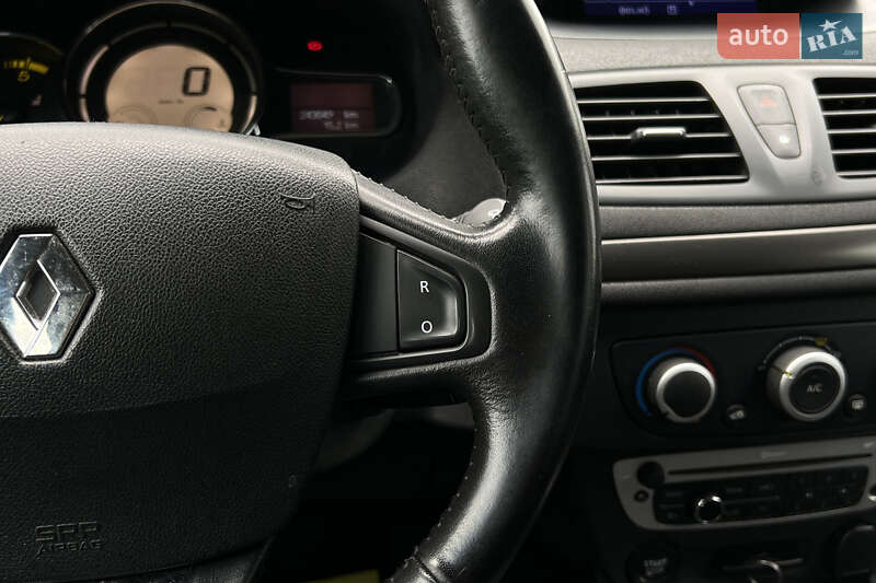 Універсал Renault Megane 2015 в Львові фото 12 Універсал Renault Megane 2015 в Львові