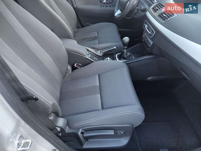 Універсал Renault Megane 2012 в Дніпрі