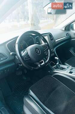 Седан Renault Megane 2019 в 