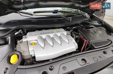 Хэтчбек Renault Megane 2004 в 